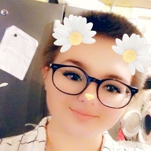 Meet your Posher, Laney